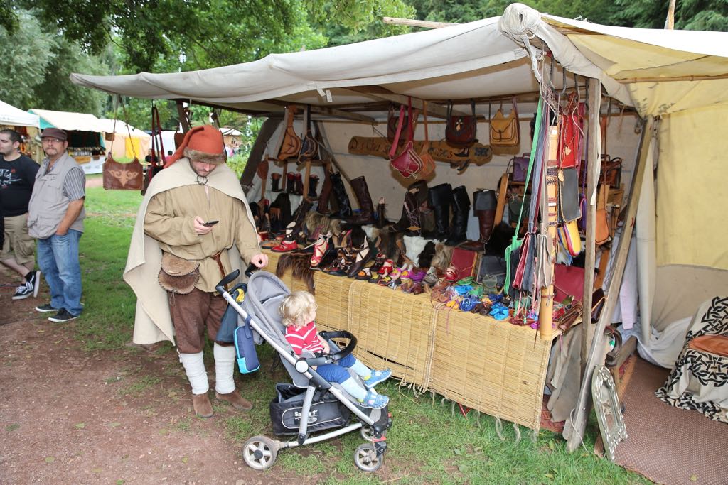 Des Chausses et des Choses Des Chausses et des Choses