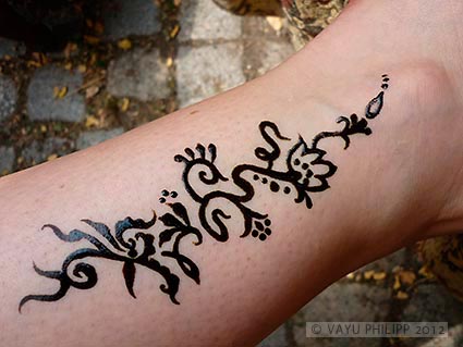 Vayu Henna Tattoomalerei Vayu Henna Tattoomalerei